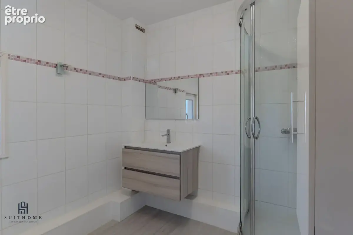 Pavillon familial 6 pièces de 110 m² avec piscine chauffée - photo 13