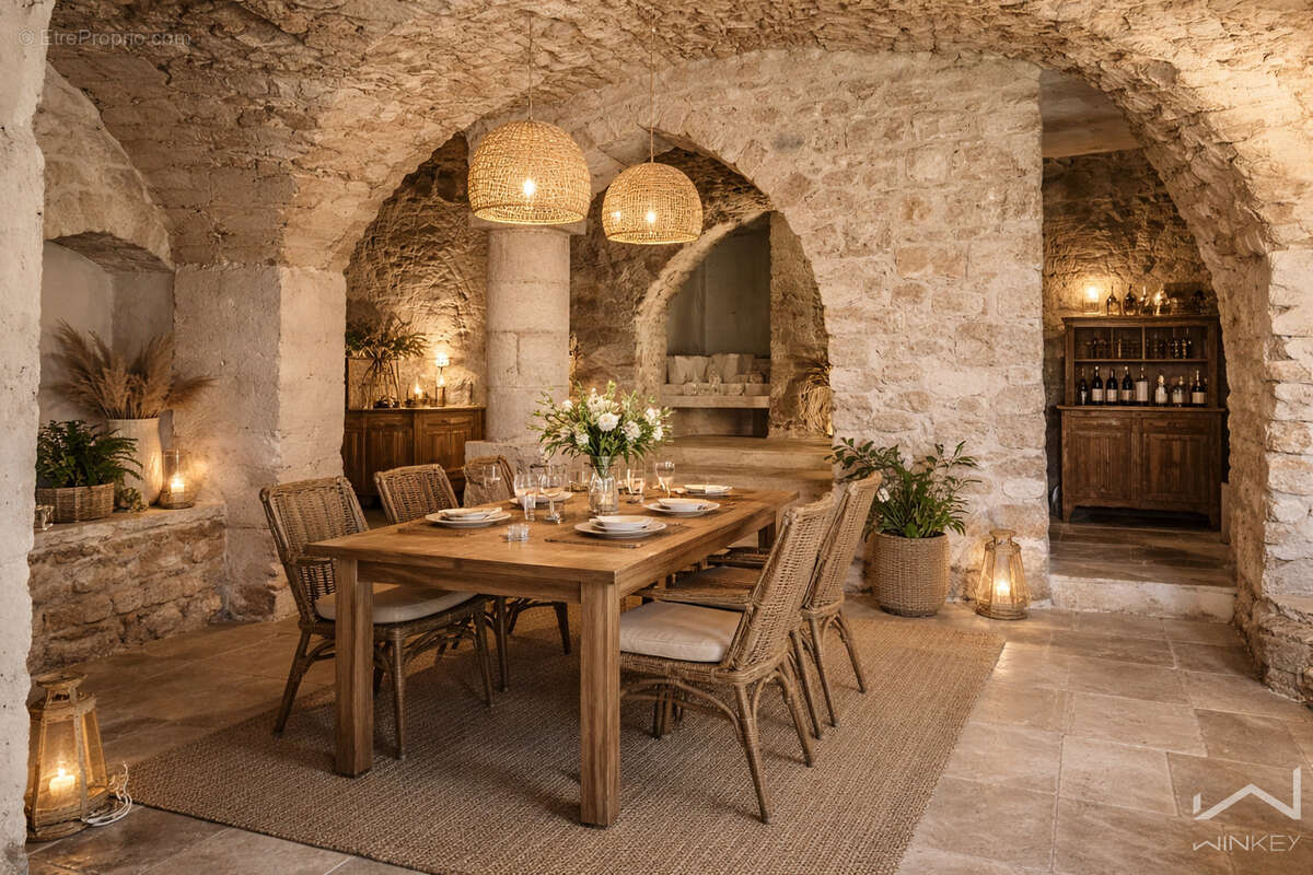 Maison à LA GARDE-ADHEMAR