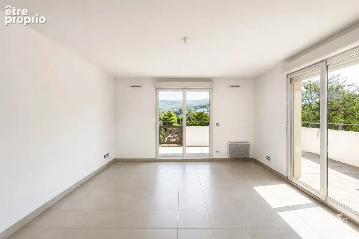 HORIZON CAMOINS - Appartement T3 de 60 m2 - Terrasse de 16 m2 - vue dégagée - Parking - 13011 Les Camoins - photo 7