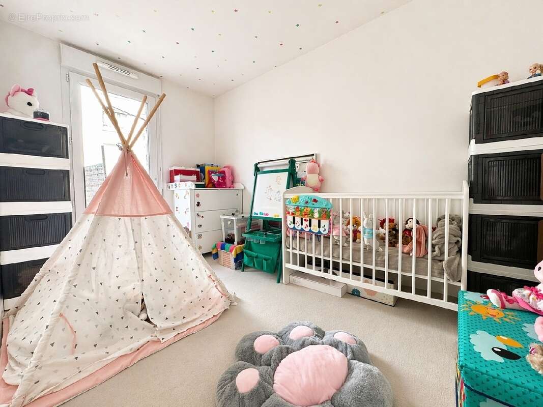 Appartement à LOUVRES