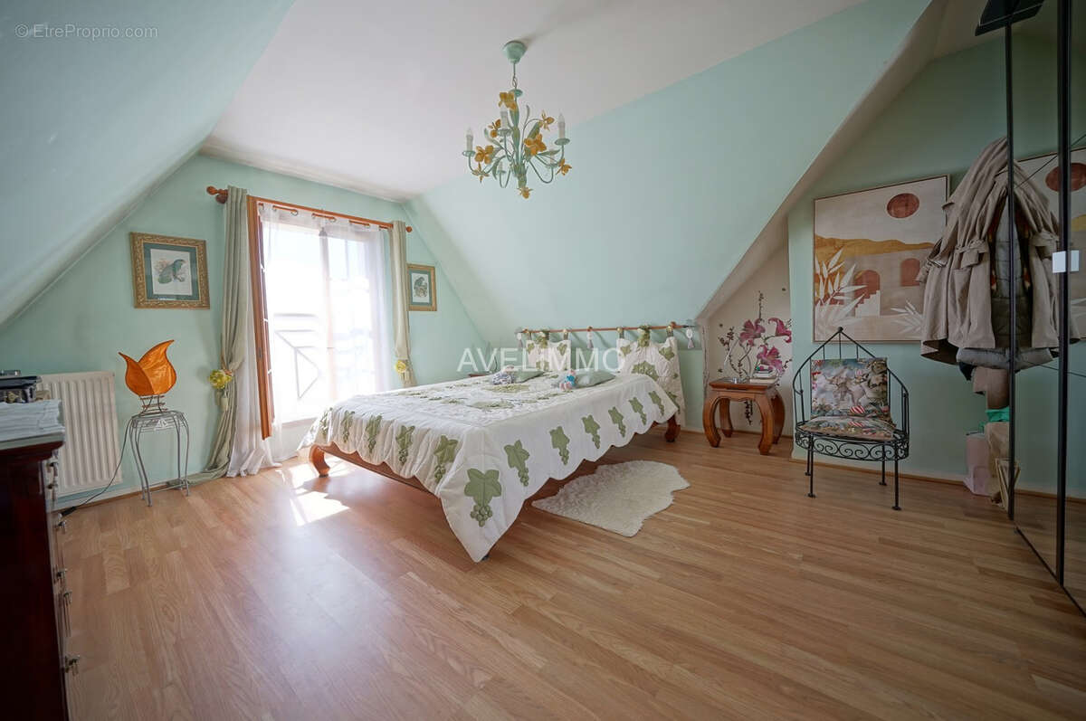 Maison à VILLIERS-SAINT-FREDERIC