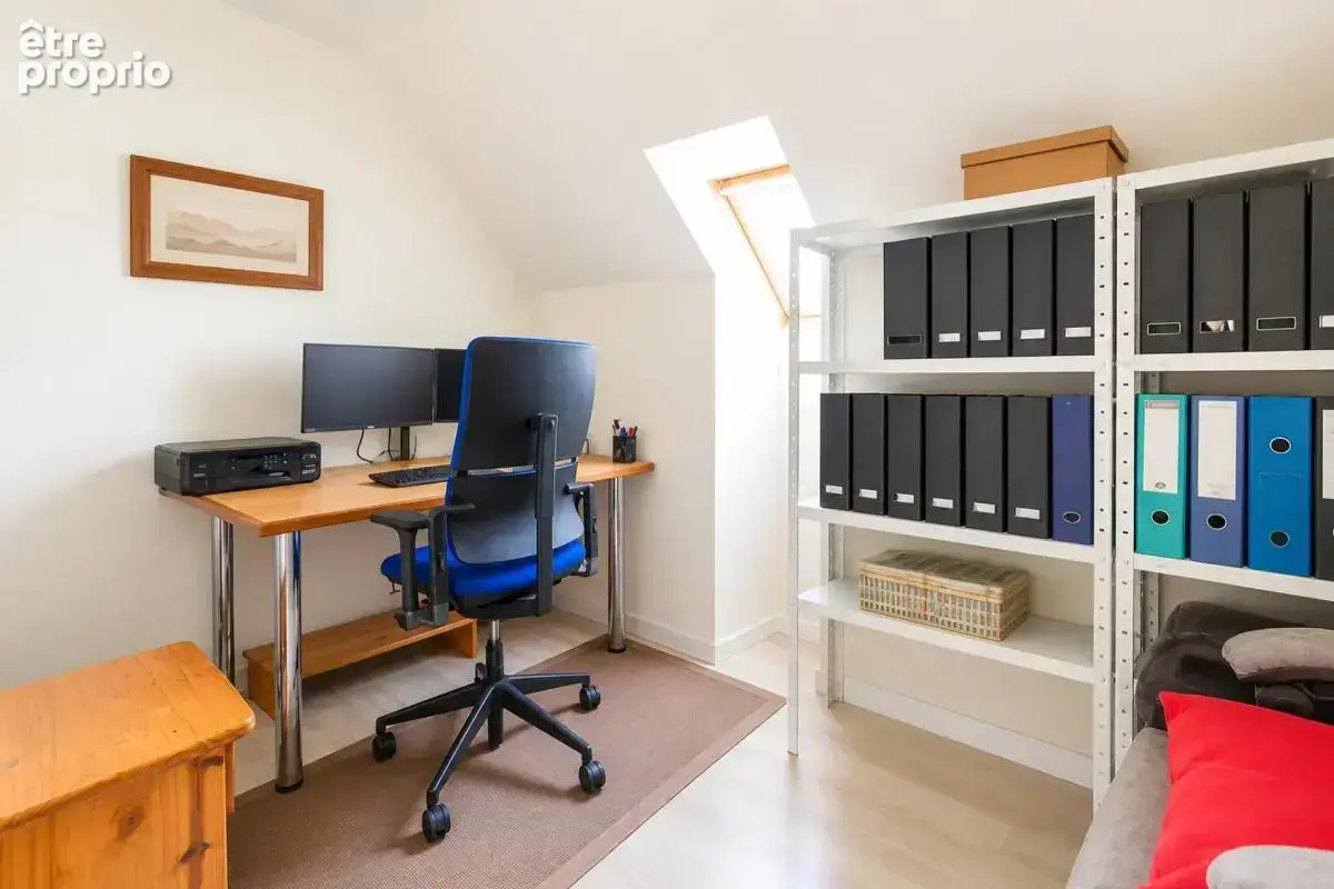 Maison de 8 pièces de 180 m² à Jambville - photo 17