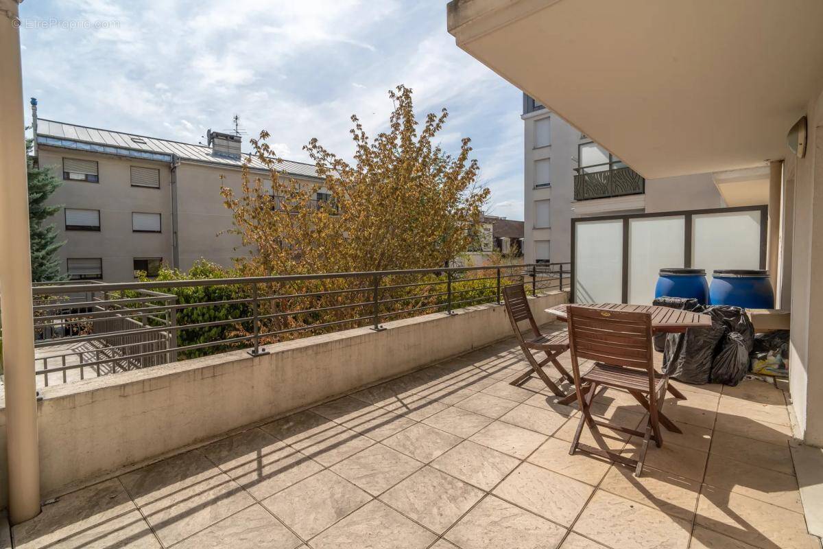 Appartement à DRANCY
