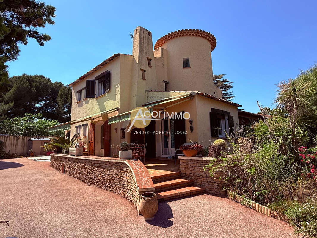Maison à SANARY-SUR-MER