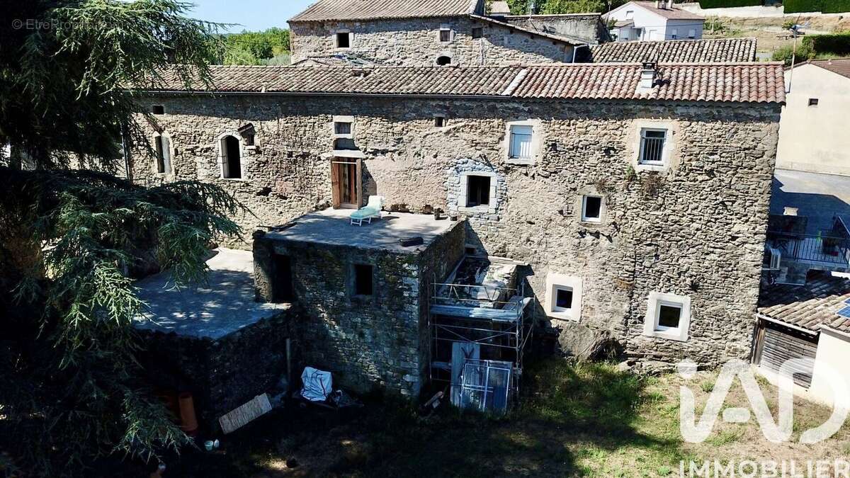 Photo 5 - Maison à SAINT-ETIENNE-DE-FONTBELLON
