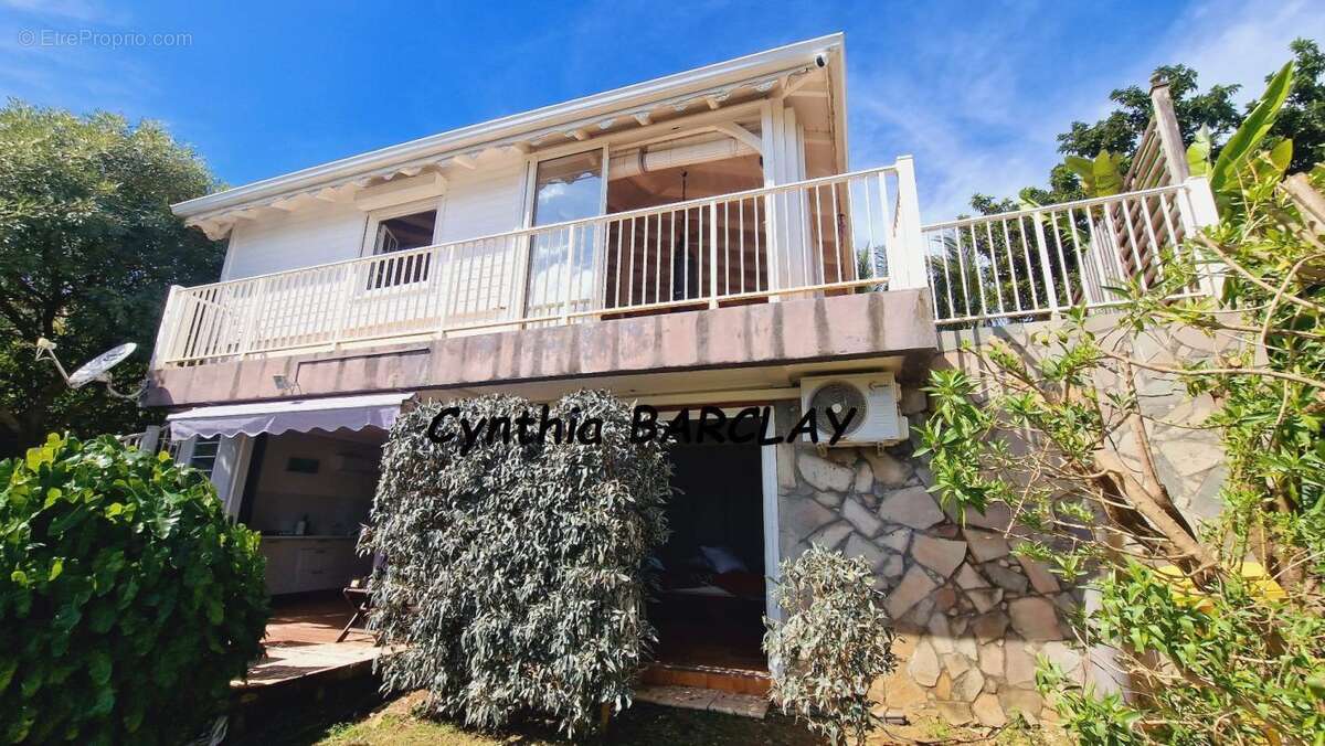 Maison à LES TROIS-ILETS