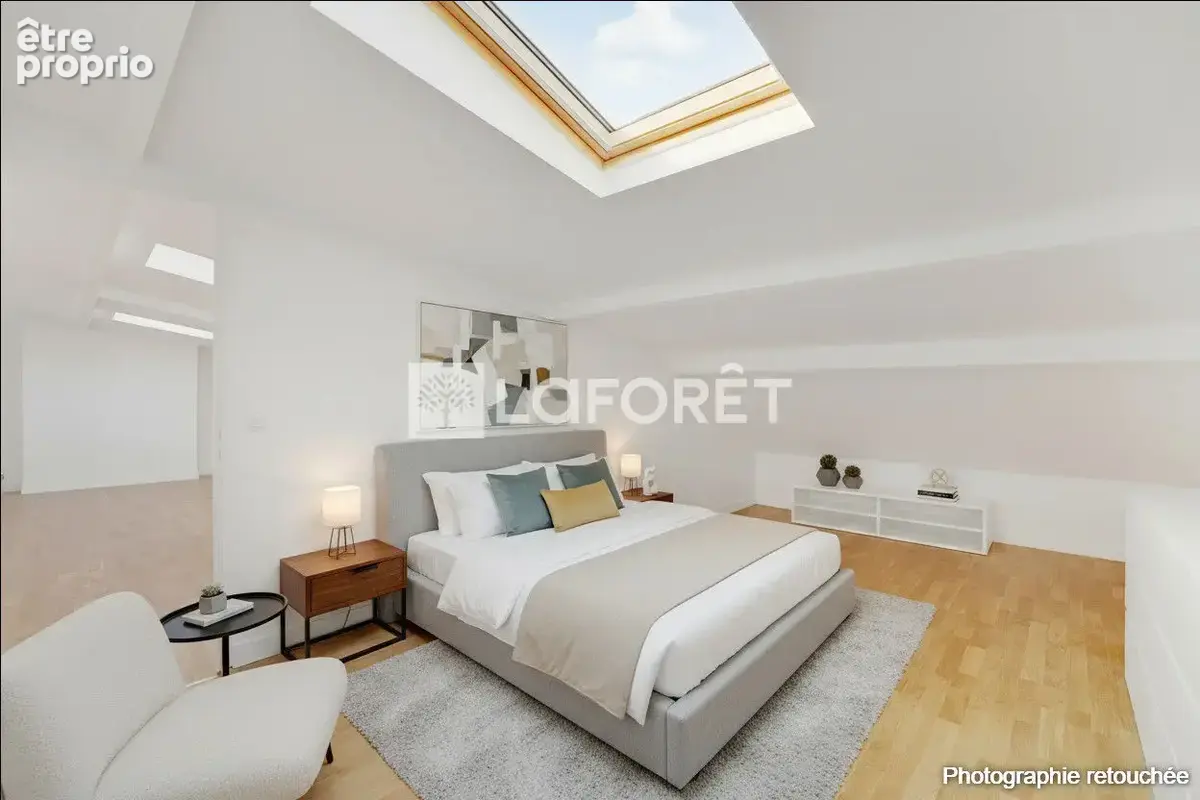Appartement T5 atypique de 123m2 . Lumineux et calme au dernier étage d'une jolie copropriété. - photo 6