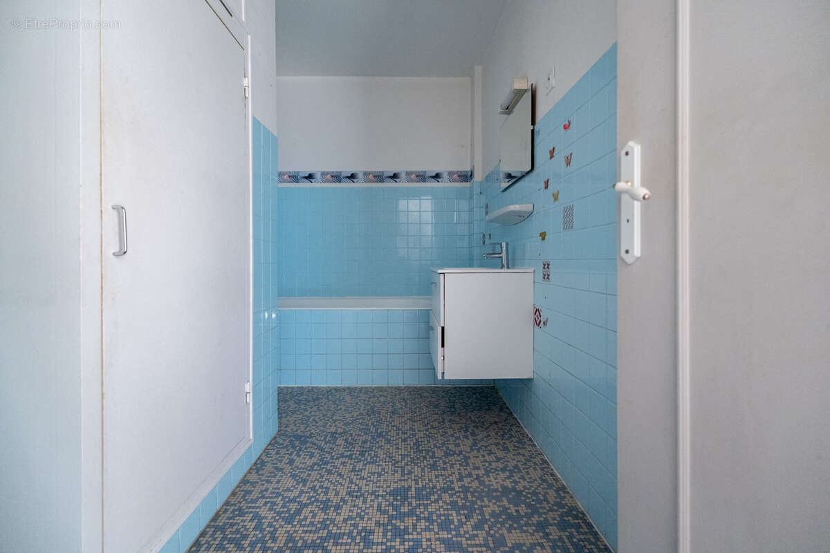 Appartement à MARSEILLE-9E