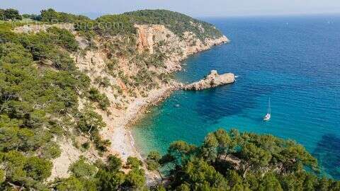Maison à SAINT-CYR-SUR-MER