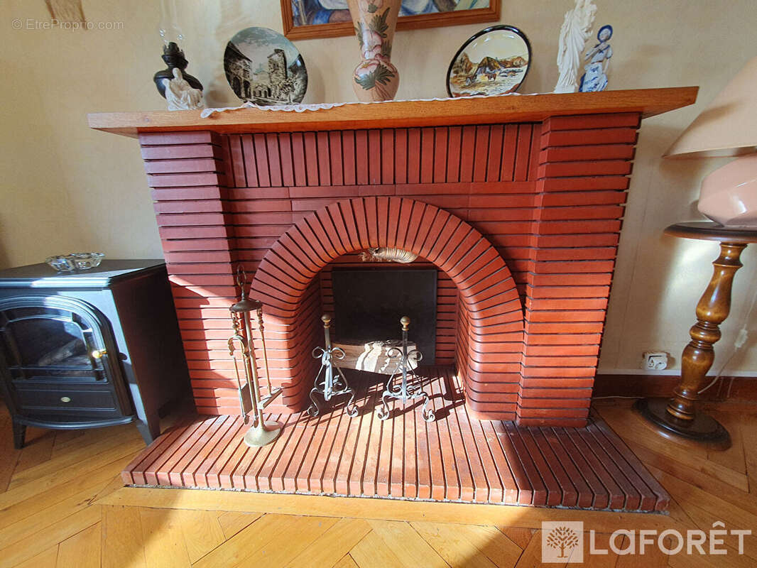 Maison à SAINT-FLOUR