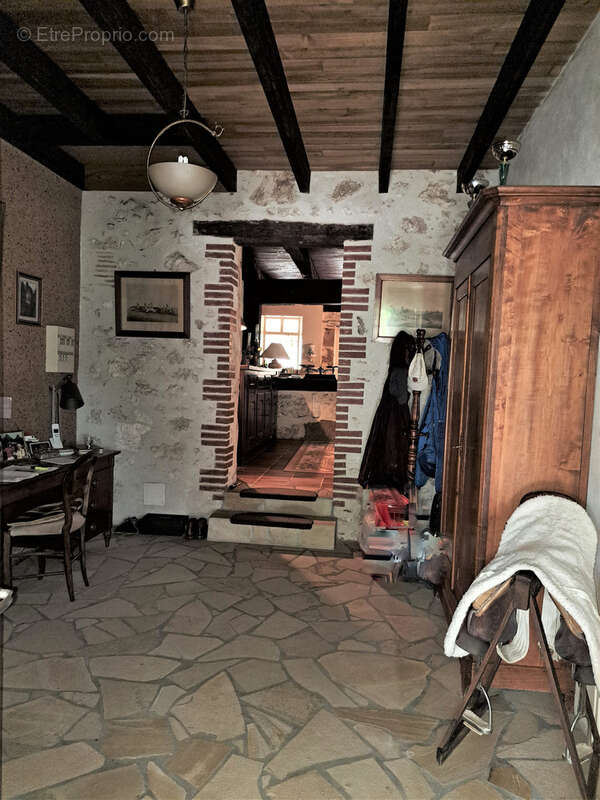 Maison à SAINTE-COLOMBE-DE-VILLENEUVE