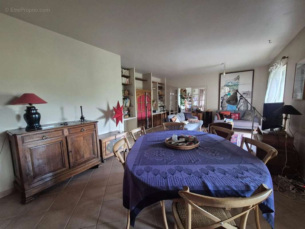 Maison à MONTFORT-SUR-ARGENS