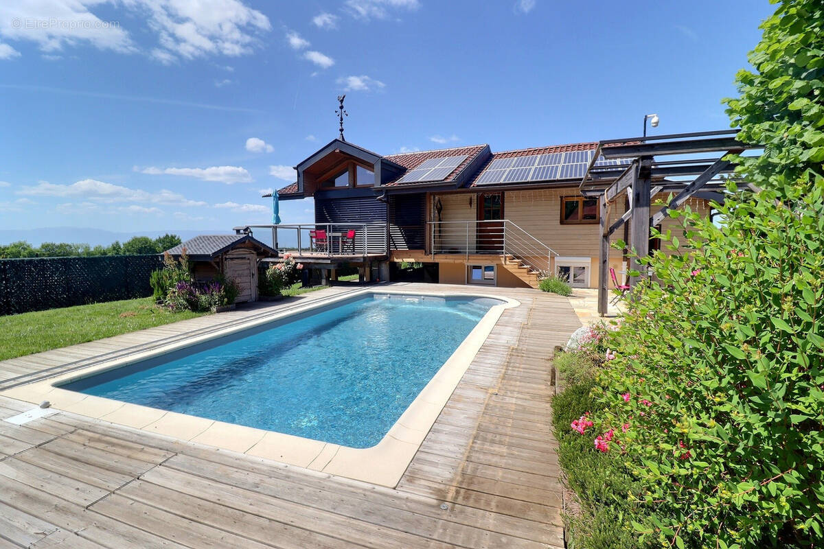 Maison à LYAUD