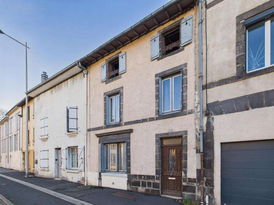 Maison à RIOM