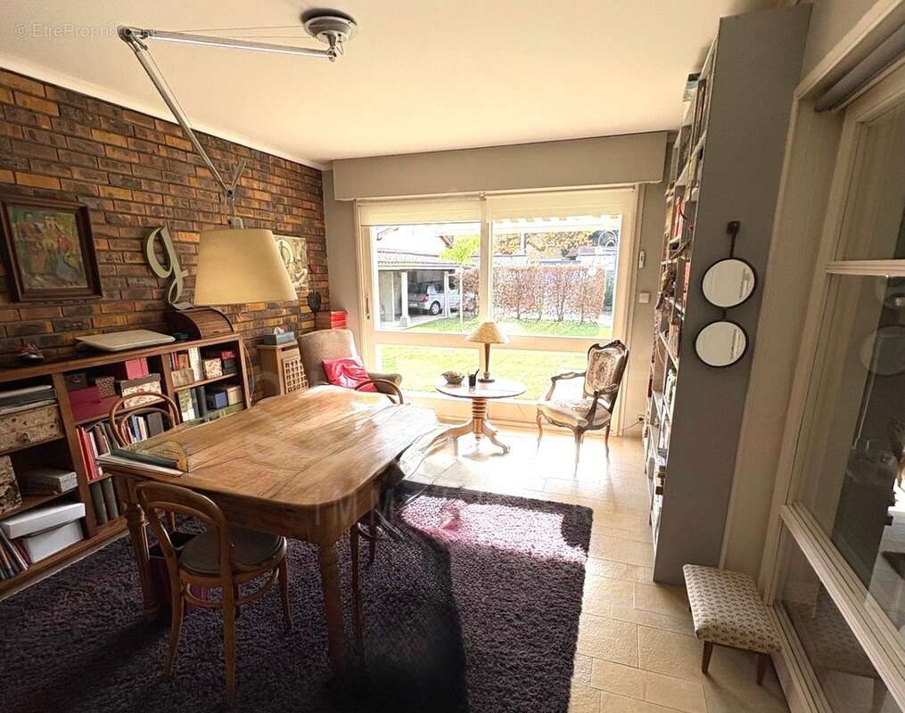 Maison à BEAUREPAIRE