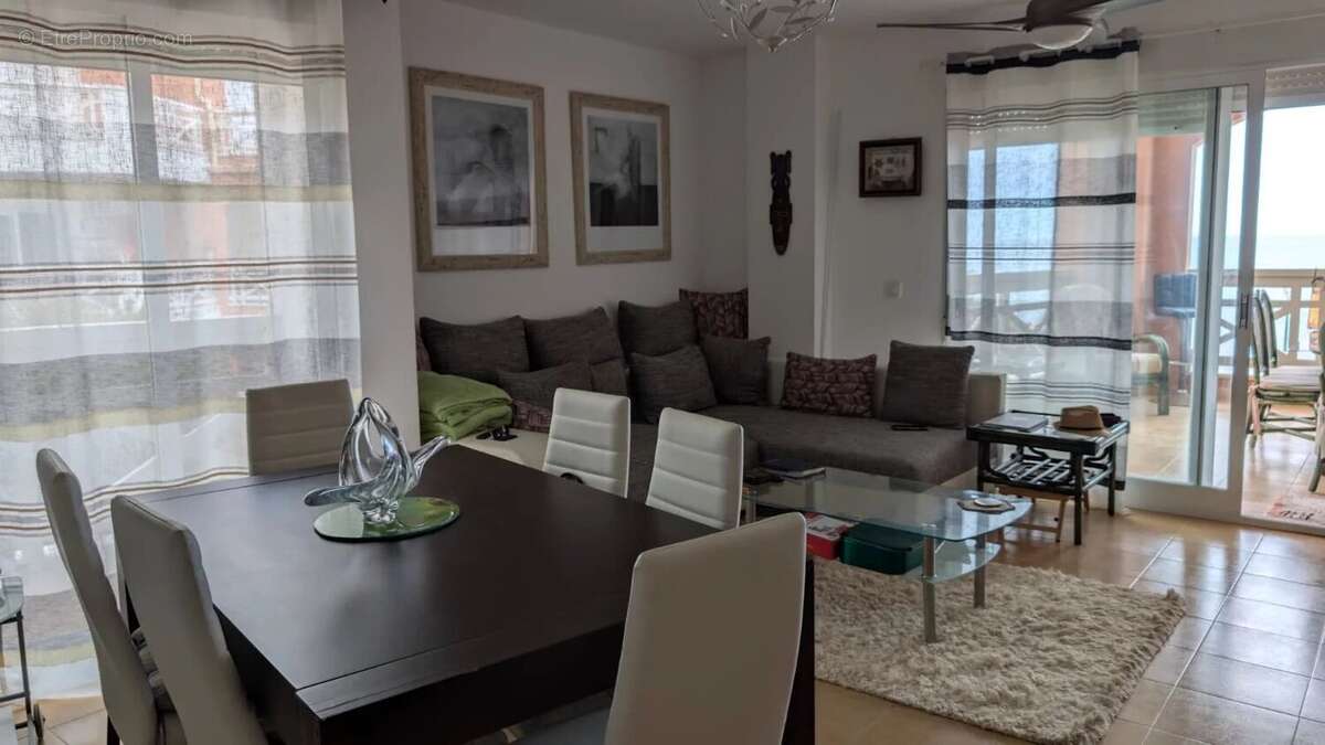 Appartement à LE CAYROL