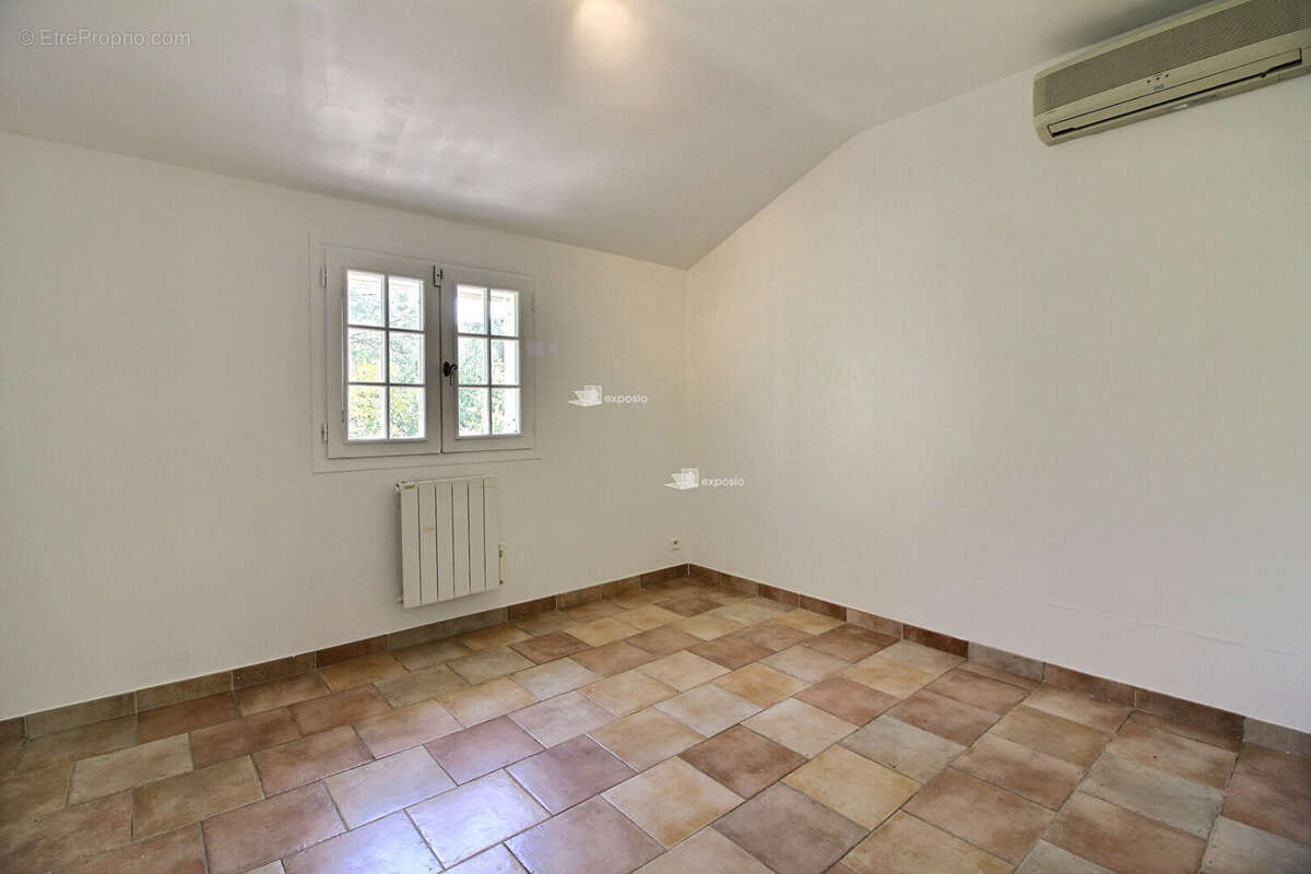 Maison à MOUANS-SARTOUX