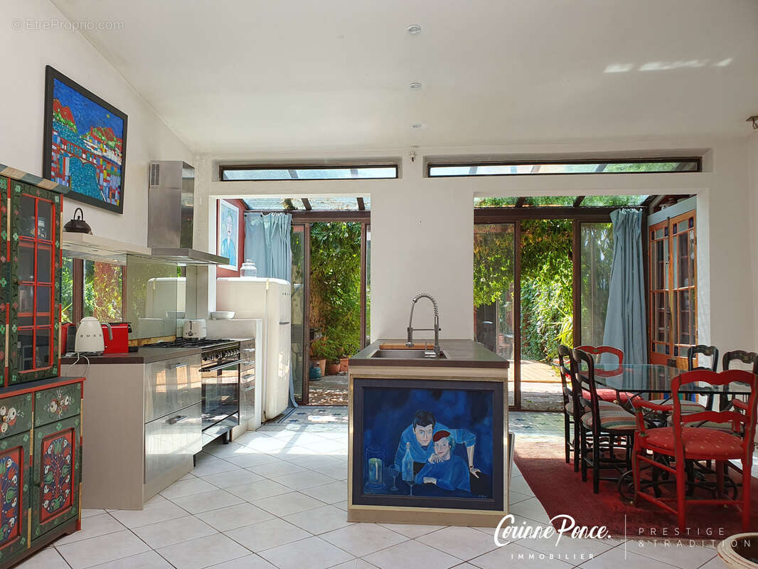 Nîmes maison de charme avec patio pisine dépendance - photo 3