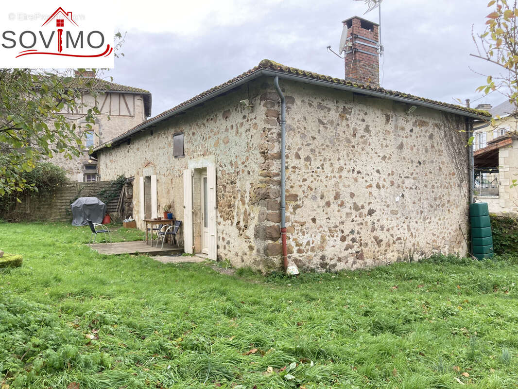 Appartement à SAINT-MAURICE-DES-LIONS