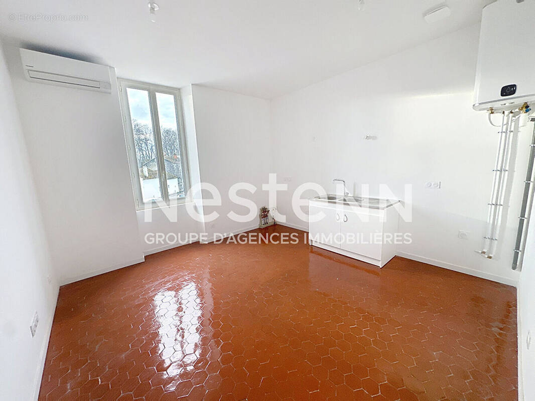 Appartement à SAINT-MARTIN-DE-CRAU