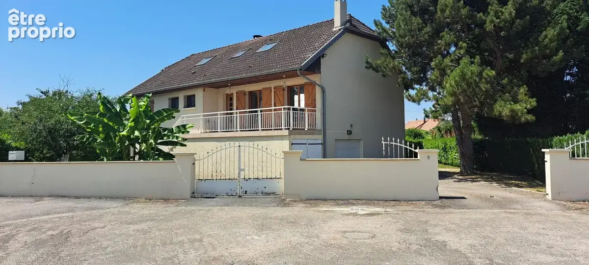Maison à TAVAUX