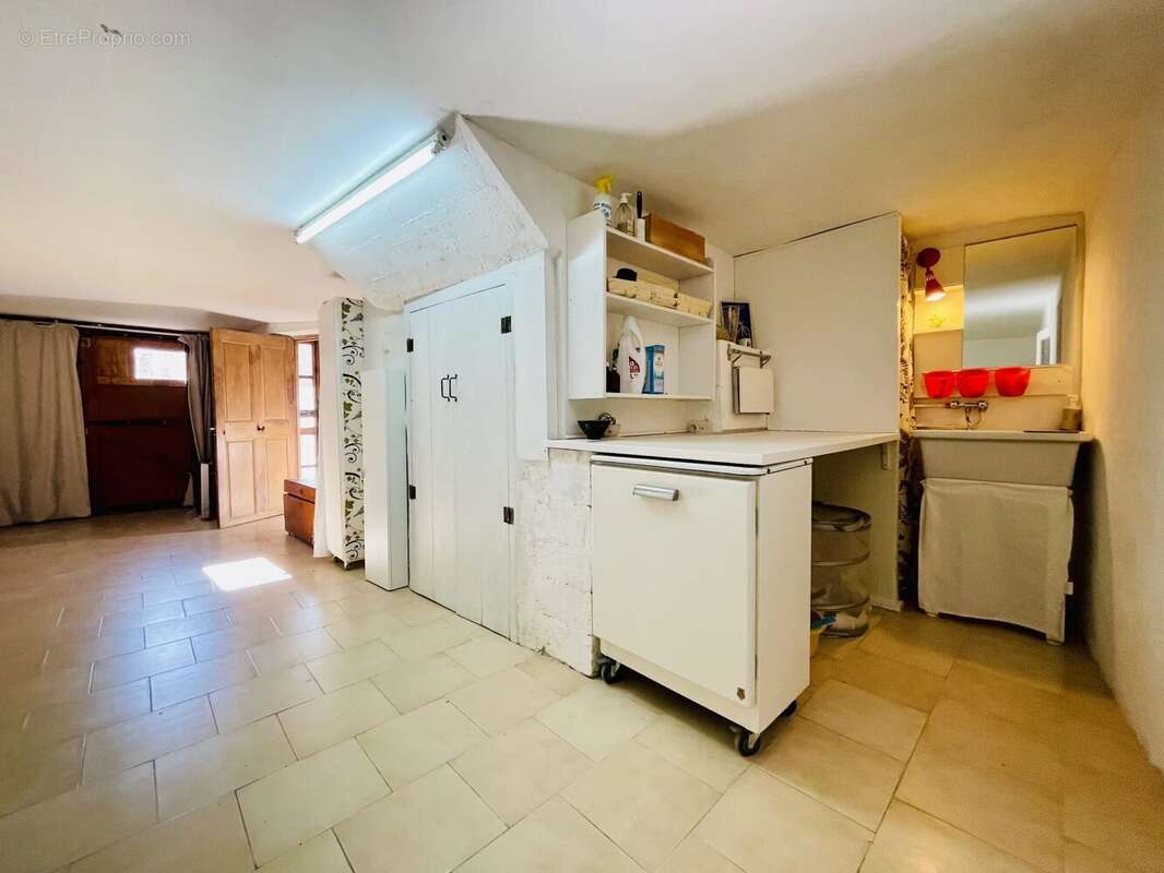 Maison à MIRABEL-AUX-BARONNIES
