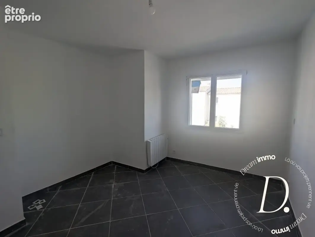 Maison 93 m² à Arles  - photo 5
