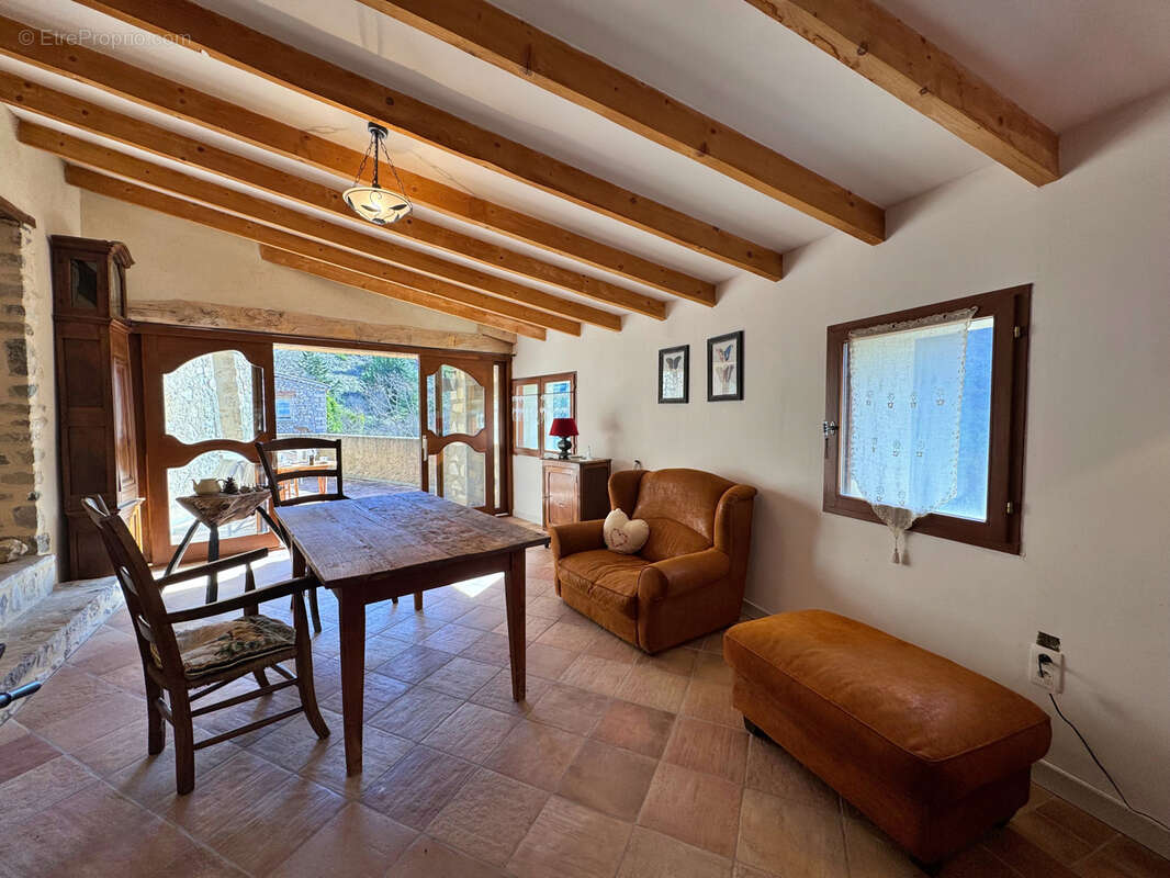 Maison à RIMON-ET-SAVEL