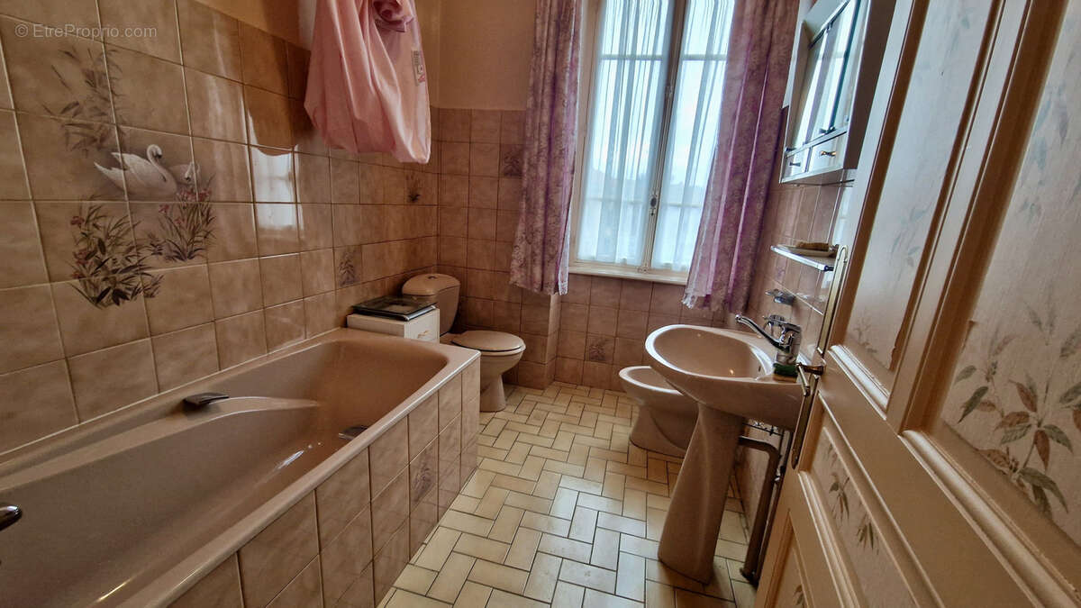 Maison à PAULHAGUET