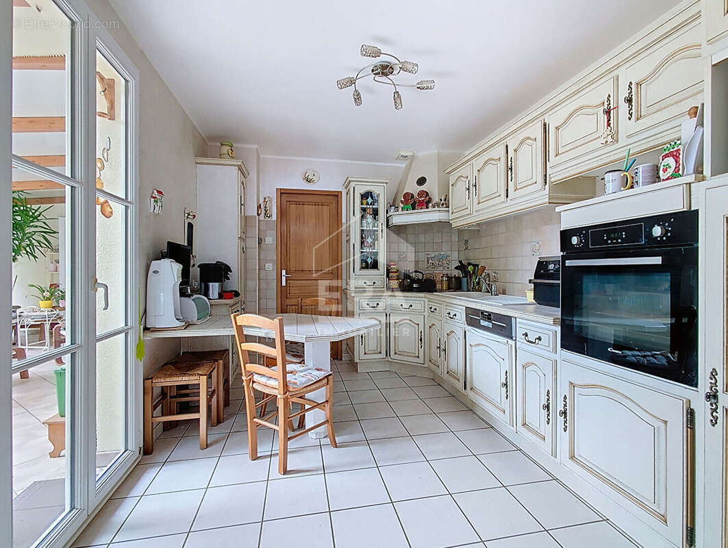 Maison 144m² à luzarches - photo 2