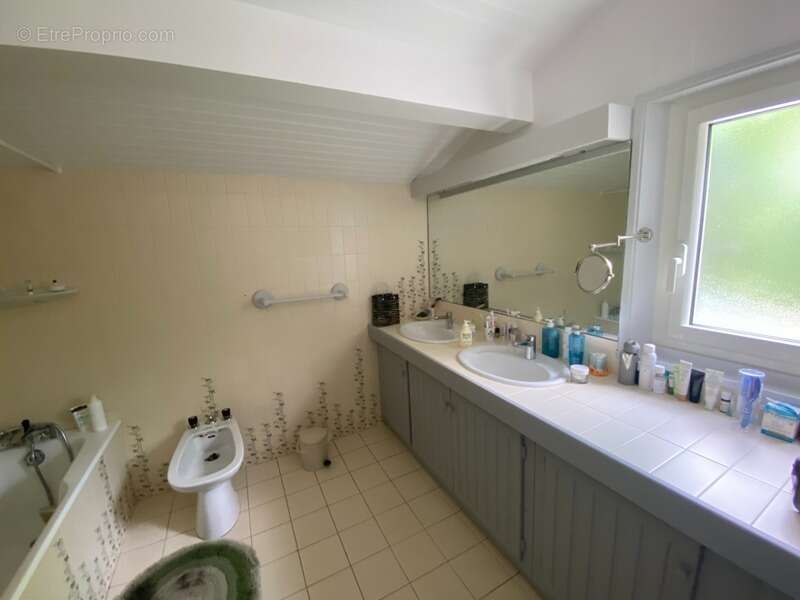 Maison à SAINT-PIERRE-DU-MONT