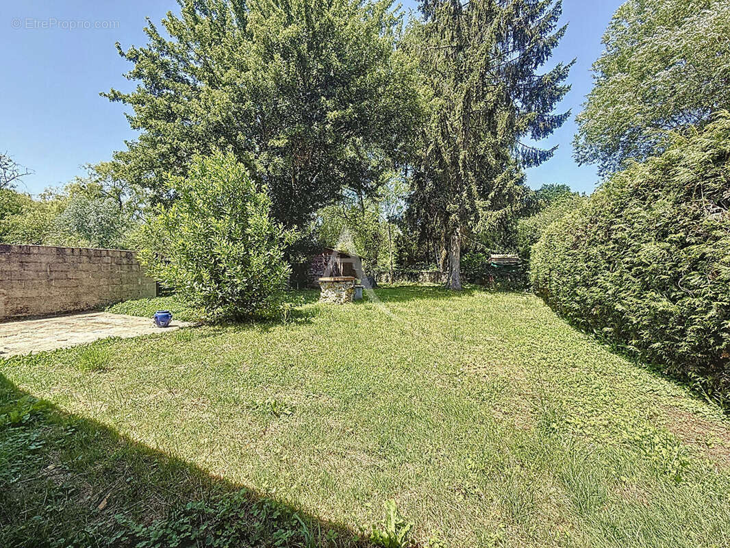 Saint Cyr sur Morin - Maison 3/4 chambres - garage et jardin de 449 m2 - photo 8