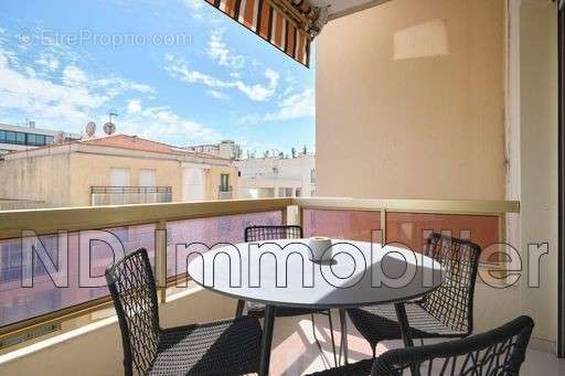 Appartement à CANNES