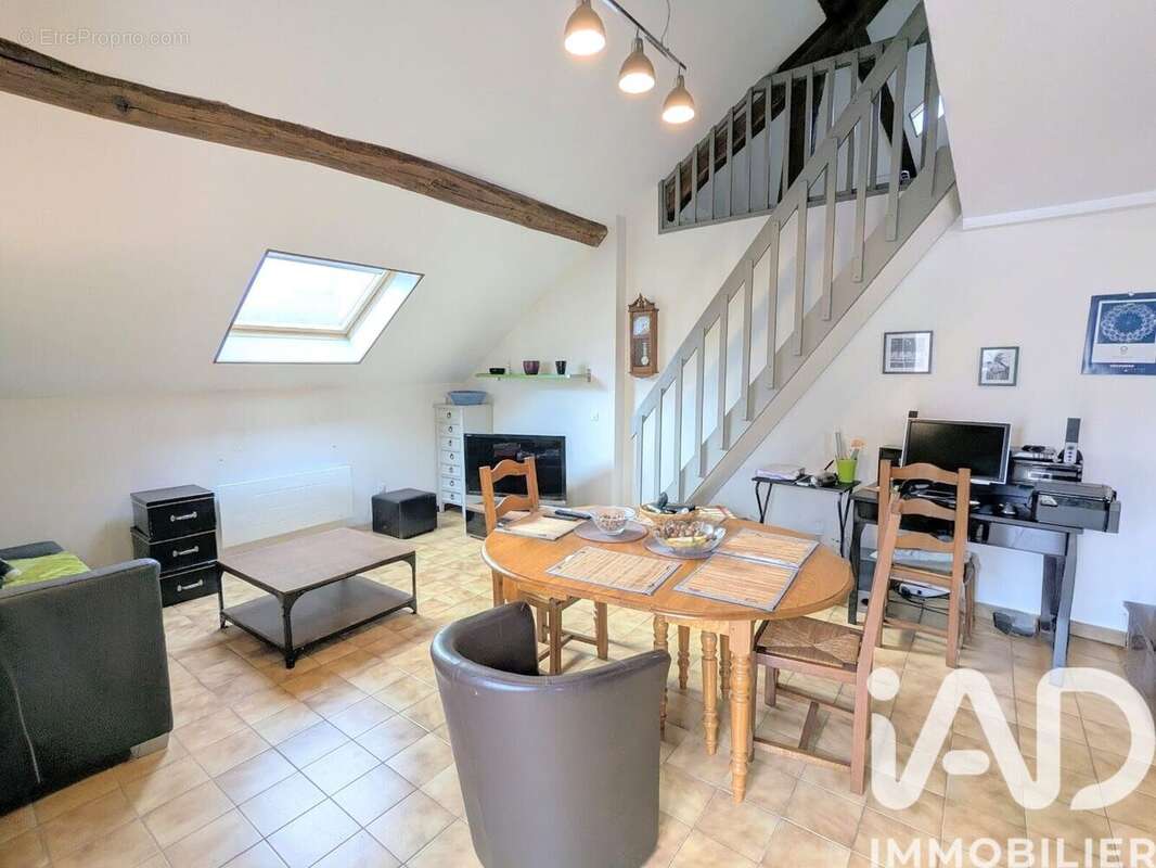 Photo 2 - Appartement à LIVERDY-EN-BRIE