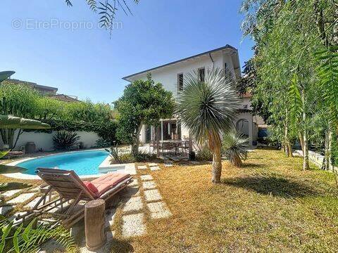 Maison à ANTIBES