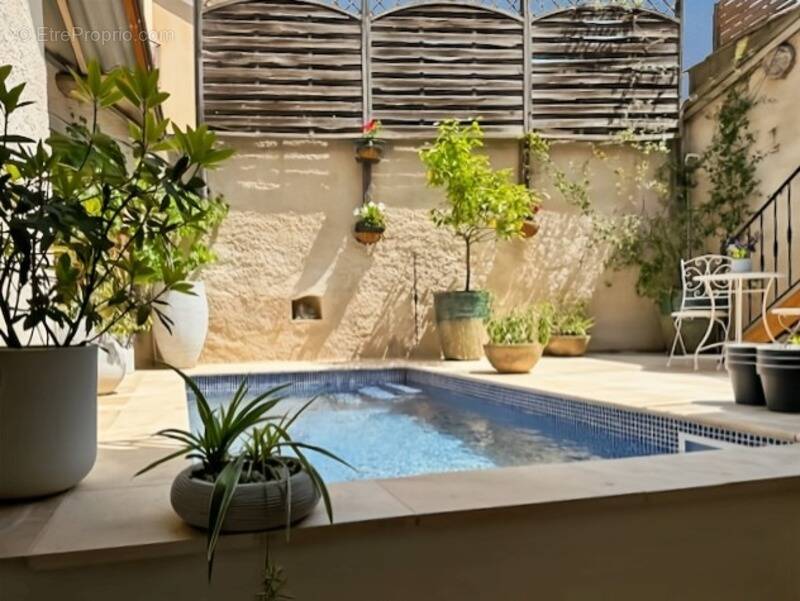 Maison à CAUSSES-ET-VEYRAN