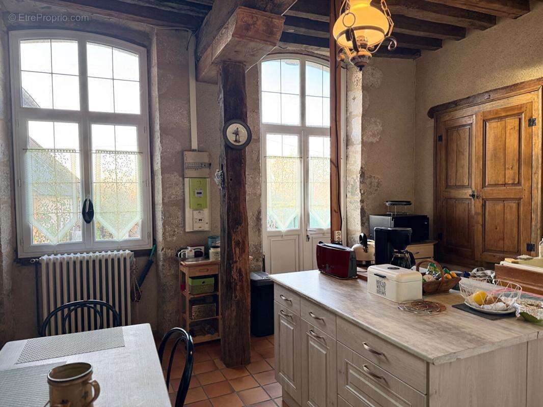 Maison à CONTRES