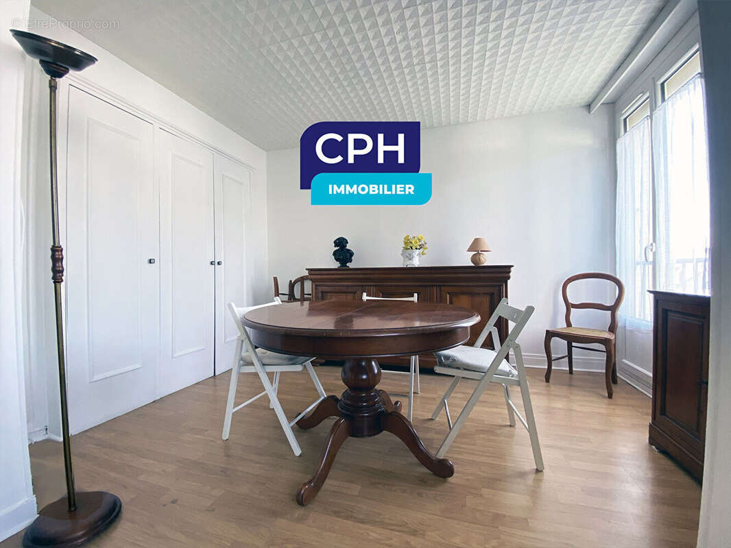 Appartement à CHATILLON