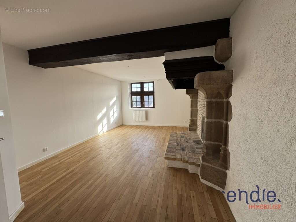 Maison à BRESSOLLES