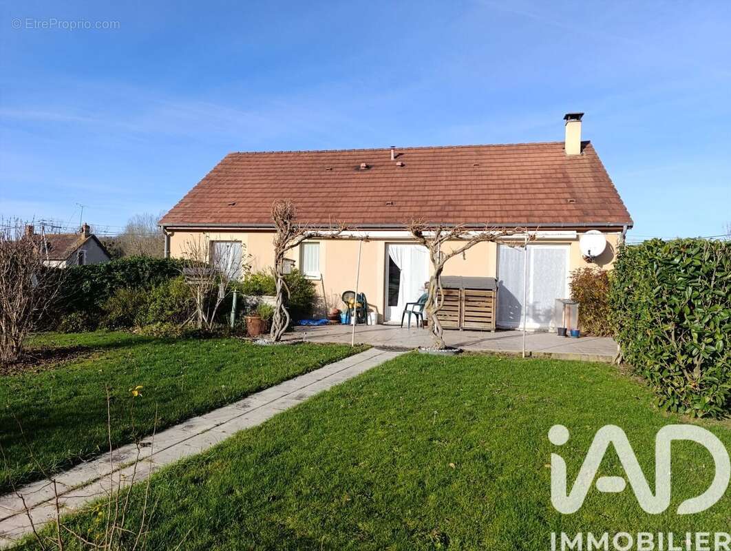 Photo 2 - Maison à VILLENTROIS