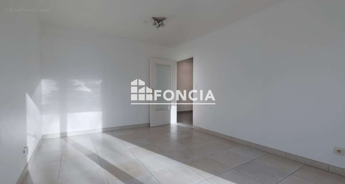 Appartement à MELUN