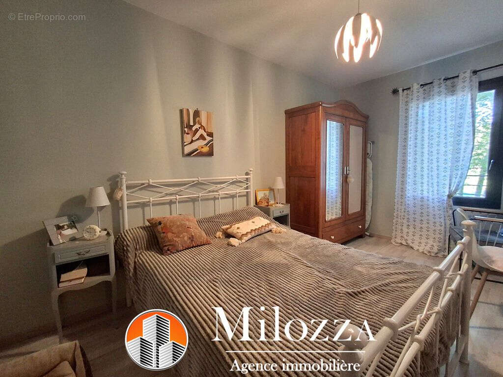 Appartement à HEYRIEUX