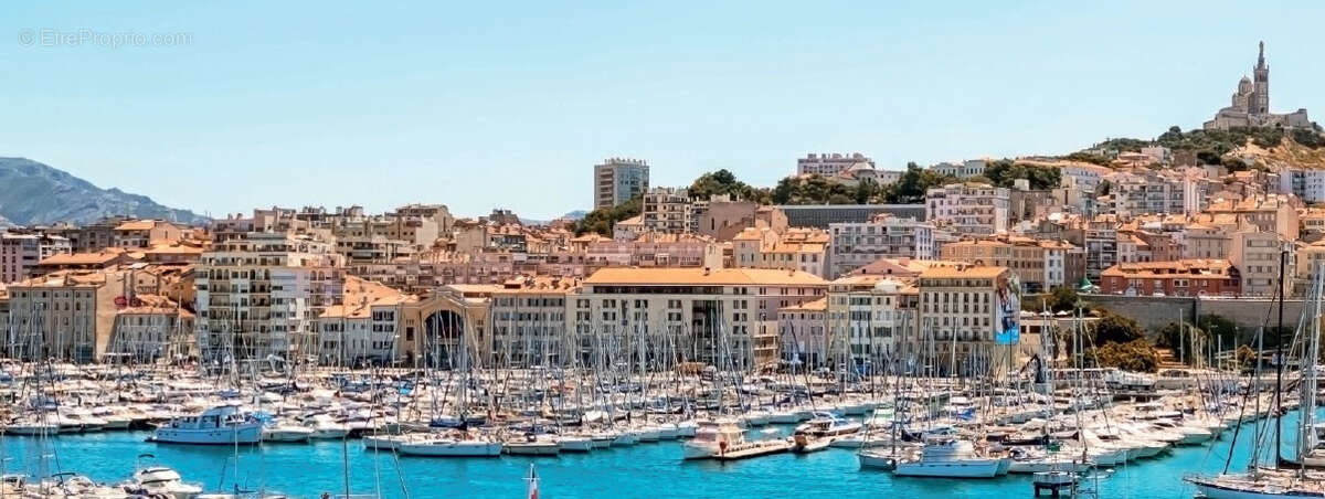 Appartement à MARSEILLE-2E