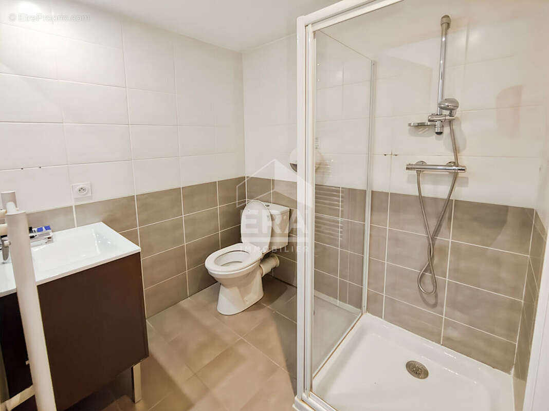 Appartement à EGUILLES