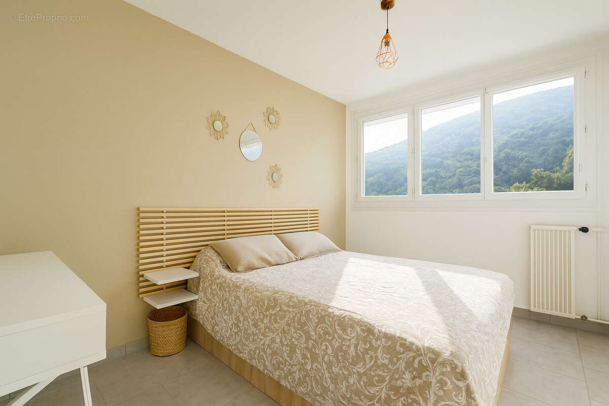 Appartement à MARSEILLE-10E