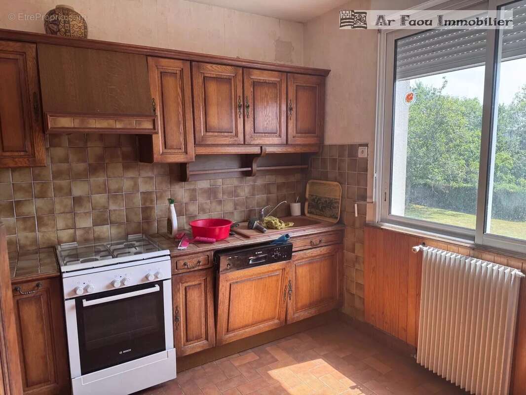 Maison à PONT-DE-BUIS-LES-QUIMERCH