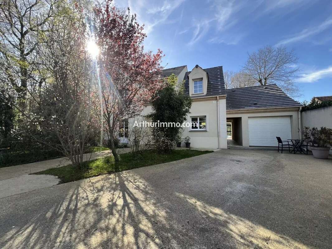 Maison à SUCY-EN-BRIE