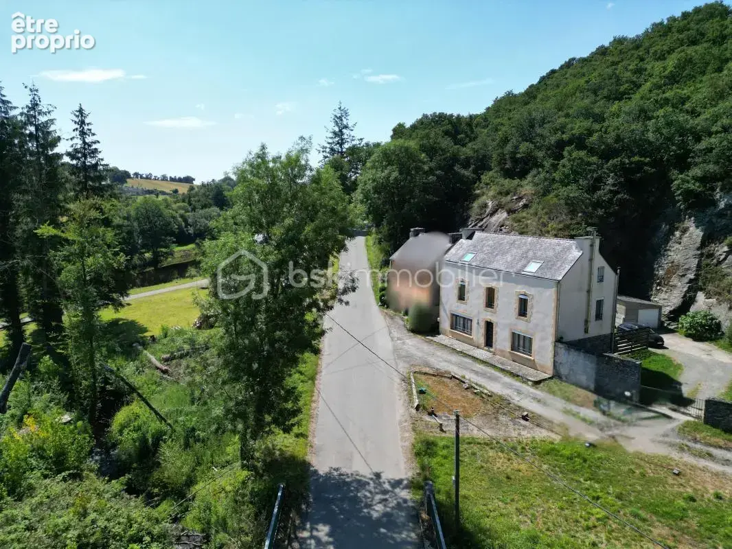 Maison à PLEYBEN