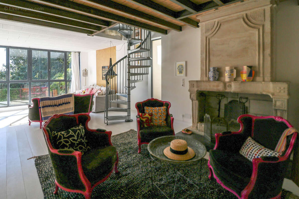 Maison à UZES