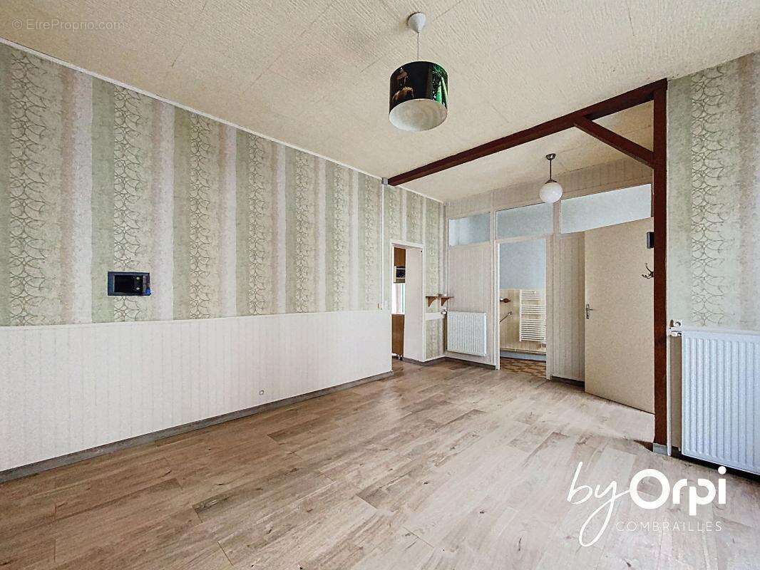 Maison à SAINT-ELOY-LES-MINES